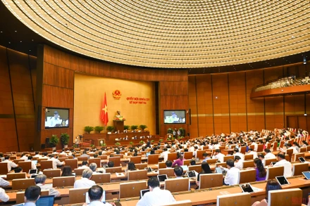 Toàn cảnh phiên họp tại hội trường Quốc hội, ngày 1/6. (Ảnh: DUY LINH)