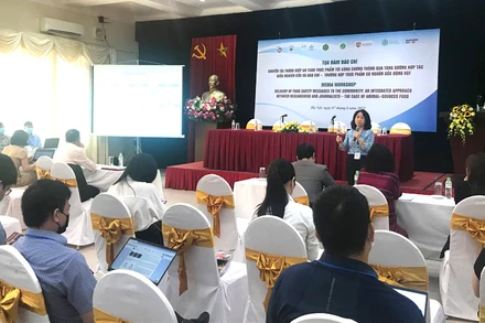 Toàn cảnh buổi tọa đàm.