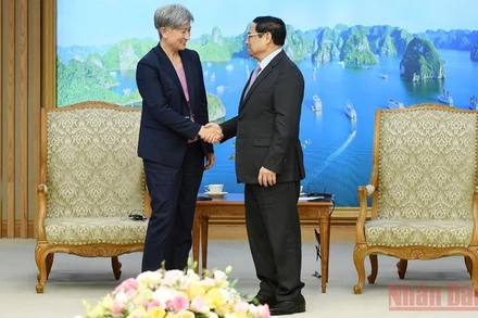 Thủ tướng Phạm Minh Chính đón Bộ trưởng Ngoại giao Australia Penny Wong. (Ảnh: Trần Hải)