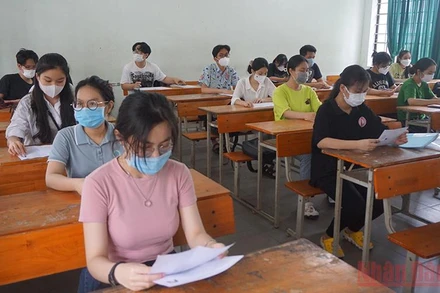 Các thí sinh dự thi kỳ thi tốt nghiệp trung học phổ thông năm 2021.