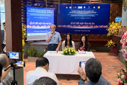 Đại diện các đơn vị tham gia ký kết hợp tác dự án.