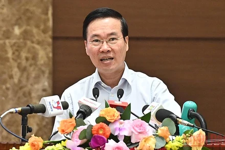 Đồng chí Võ Văn Thưởng, Ủy viên Bộ Chính trị, Thường trực Ban Bí thư phát biểu chỉ đạo Hội nghị.