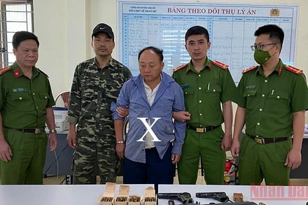 Đối tượng Hờ A Nủ bị bắt giữ khi đang di chuyển cách nhà 15m.