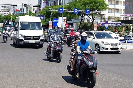 Hôm nay khu vực Hà Nội nắng nóng và nắng nóng gay gắt, có nơi đặc biệt gay gắt hơn 39 độ C. (Ảnh minh họa)