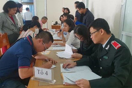 Công bố quyết định thanh tra với các đơn vị nợ bảo hiểm xã hội ở Thủ đô (Ảnh: Bảo hiểm xã hội Hà Nội).