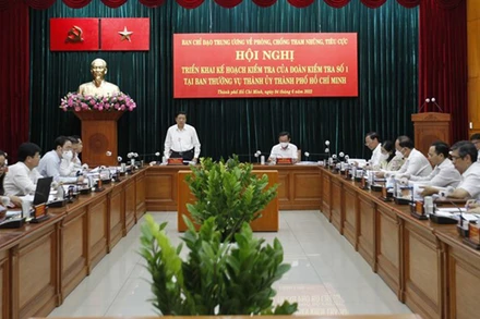 Toàn cảnh buổi làm việc.