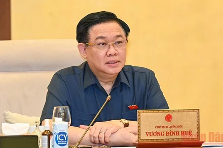 Chủ tịch Quốc hội Vương Đình Huệ phát biểu ý kiến tại phiên họp. (Ảnh: DUY LINH)