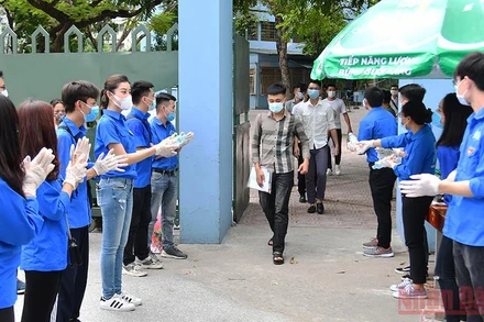 Sĩ tử trong mùa thi. Ảnh minh hoạ: THUỶ NGUYÊN