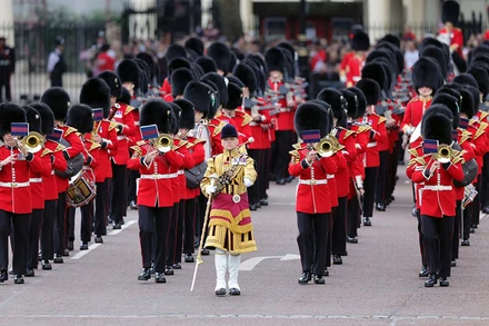 Lễ diễu hành mở màn Đại lễ Bạch kim của Nữ hoàng Anh Elizabeth II