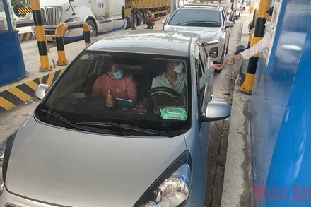 Thu phí thử nghiệm (không thu tiền) tại cao tốc Trung Lương-Mỹ Thuận.