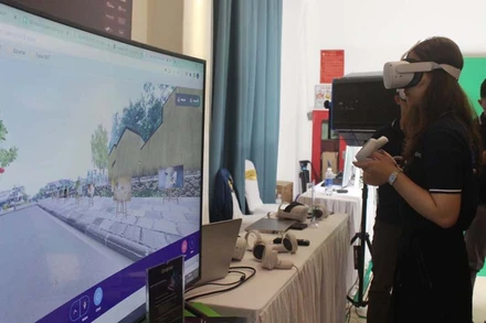 Trải nghiệm các sản phẩm thực tế ảo tại Gian hàng Metaverse.