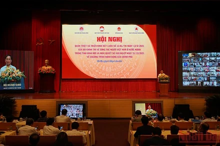 Đồng chí Bùi Thanh Sơn phát biểu kết luận hội nghị.