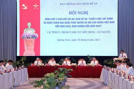 Toàn cảnh hội nghị.