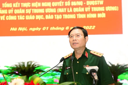 Thượng tướng Nguyễn Tân Cương phát biểu chỉ đạo tại hội nghị.