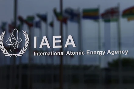 Biểu trưng của IAEA tại trụ sở của tổ chức này ở Vienna, Áo, tháng 5/2021. (Ảnh: Reuters)