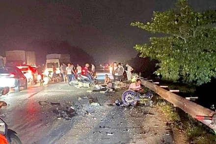 Hiện trường vụ tai nạn nghiêm trọng.