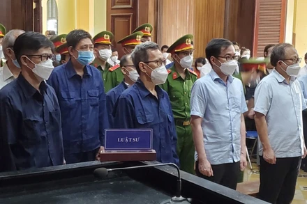 Các bị cáo tại tòa. (Ảnh: CTV)