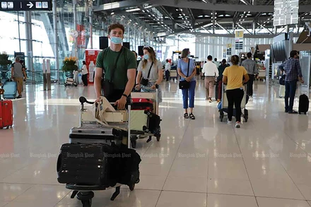 Du khách quốc tế tại sân bay Suvarnabhumi, Thái Lan. (Ảnh: Bưu điện Bangkok)