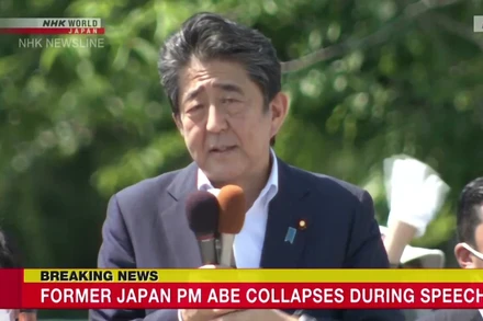 NHK đưa tin về cựu Thủ tướng Abe Shinzo.