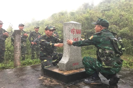 Đồn Biên phòng Mường Lèo, Bộ đội Biên phòng Sơn La và Đại đội 161, tỉnh Luang Prabang tổ chức tuần tra tại cột mốc 149.