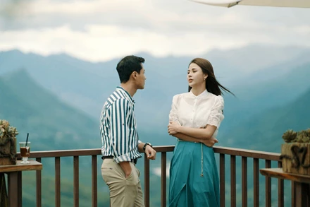 Các diễn viên Thanh Sơn và Lương Thu Trang trong phim. (Ảnh: VFC cung cấp)