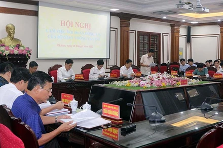 Toàn cảnh buổi làm việc giữa Bộ Giao thông vận tải và tỉnh Hà Nam.