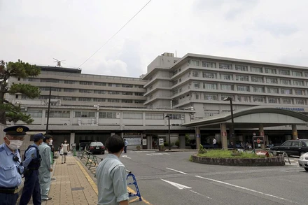 Bệnh viện Đại học Y Nara, nơi ông Abe được đưa tới sau khi bị bắn. (Ảnh: Kyodo/Reuters)