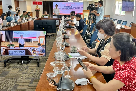 Quang cảnh buổi họp báo cung cấp thông tin về Hội thảo khoa học “Đại tướng Mai Chí Thọ với lực lượng Công an nhân dân Việt Nam và Đảng bộ, chính quyền và Nhân dân Thành phố Hồ Chí Minh”.