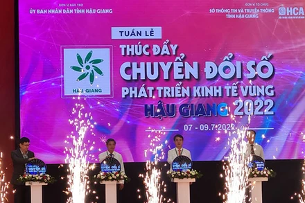 Nghi thức khai mạc Tuần lễ thúc đẩy chuyển đổi số phát triển kinh tế vùng - Hậu Giang 2022.