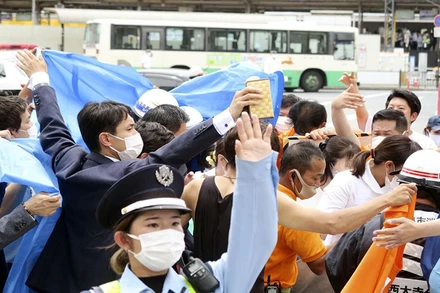 Một góc hiện trường nơi ông Abe bị bắn. (Ảnh: Kyodo/Reuters)