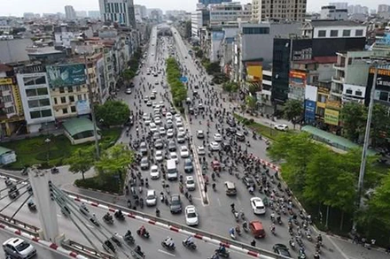 Sau khi tổ chức lại giao thông, khu vực Ngã Tư Sở đã bớt ùn tắc hơn.