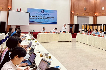 Hội nghị cung cấp thông tin chuyên đề về chính sách bảo hiểm y tế.