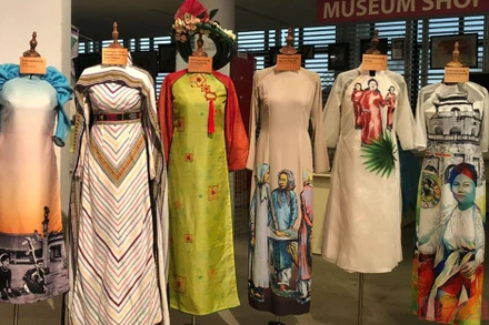 Áo dài Việt Nam sẽ được giới thiệu tại Trưng bày. (Ảnh: Áo dài do các nhà thiết kế tặng Bảo tàng Phụ nữ Việt Nam)