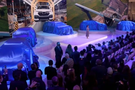 Lễ ra mắt các mẫu xe điện mới tại CES 2022. Ảnh chụp màn hình.