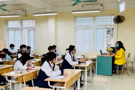 Một giờ học của học sinh lớp 12 Trường Trung học phổ thông Trần Nhân Tông, quận Hai Bà Trưng.