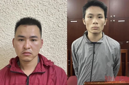 Đối tượng Trần Văn Hào (áo đỏ) và Phan Ngọc Trăm.