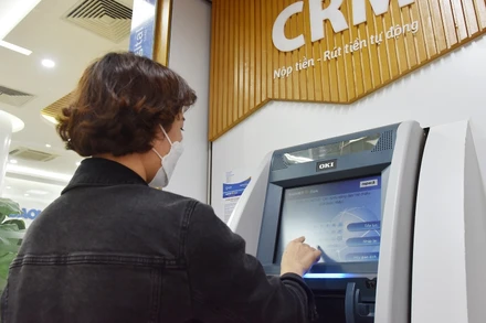 Gia tăng trải nghiệm của các khách hàng khi sử dụng dịch vụ ngân hàng. (Ảnh: Trần Hải)