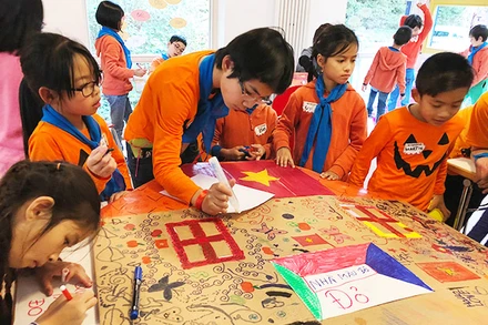 Những “Đại sứ tiếng Việt”