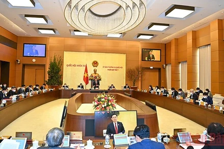 Phiên họp thứ 7 của Ủy ban Thường vụ Quốc hội thảo luận về Dự án Luật Thi đua, khen thưởng (sửa đổi). (Ảnh: Duy Linh)