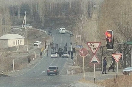 Khu vực biên giới Tajikistan-Kyrgyzstan. (Nguồn: AKIpress News Agency)