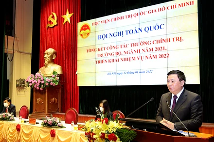 GS, TS Nguyễn Xuân Thắng, Ủy viên Bộ Chính trị, Giám đốc Học viện, Chủ tịch Hội đồng Lý luận Trung ương phát biểu kết luận Hội nghị. (Ảnh: Học viện Chính trị Quốc gia Hồ Chí Minh)