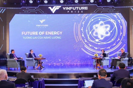 Phiên họp Tương lai của năng lượng trong Tọa đàm Khoa học vì cuộc sống.