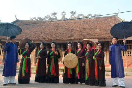 Biểu diễn làn điệu quan họ Bắc Ninh. (Nguồn: VOV)