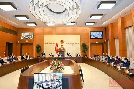 Phiên họp thứ 6 của Ủy ban Thường vụ Quốc hội, sáng 31/12/2021. Ảnh: Duy Linh