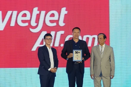 Vietjet lọt Top 50 Công ty kinh doanh hiệu quả nhất Việt Nam
