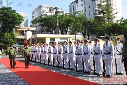 Bộ trưởng Công an Tô Lâm thăm, làm việc tại Công an thành phố Đà Nẵng.