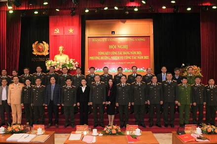 Các đại biểu dự hội nghị.