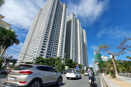 Dự án khách sạn và căn hộ cao cấp Oceanus, nay là Mường Thanh Viễn Triều (Khánh Hòa).