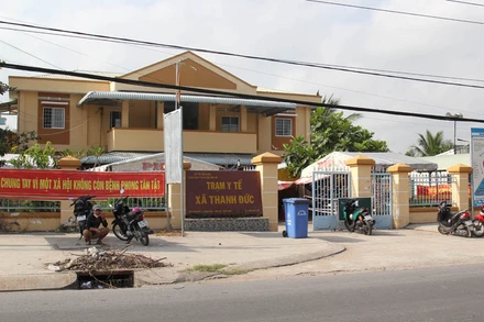 Vĩnh Long cần sớm hoàn thiện lãnh đạo trạm y tế xã.