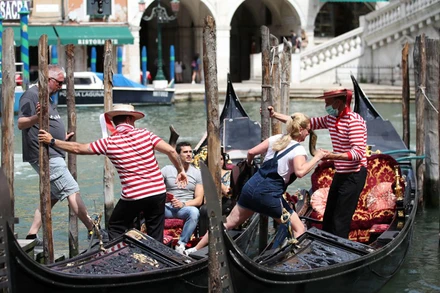 Chính quyền Venice sẽ hạn chế số lượng du khách để giảm tình trạng quá tải du lịch (Ảnh minh họa: REUTERS)